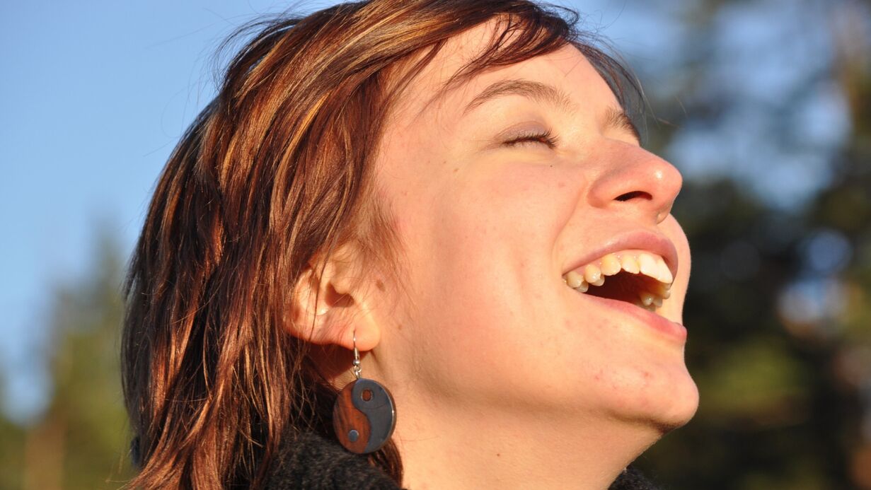 Expression wrinkles disappear when the emotion disappears