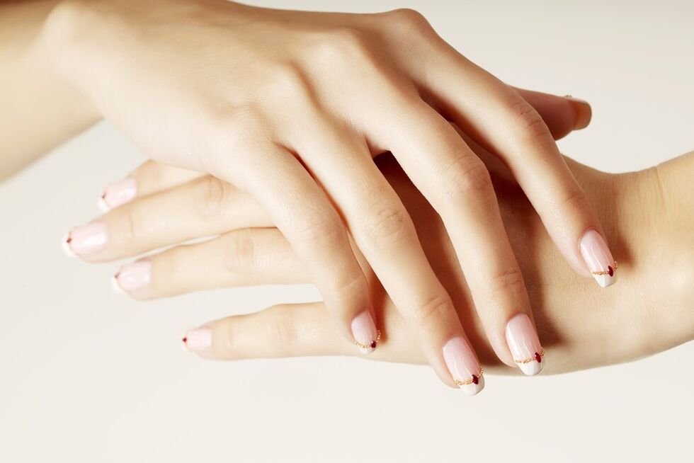 the skin of the hands and ways to rejuvenate it