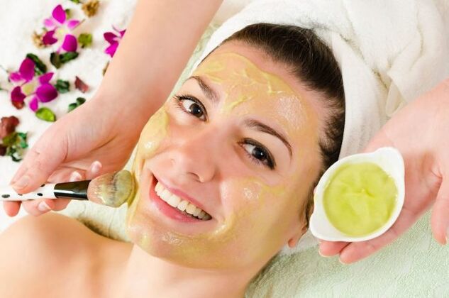 Gelatin face mask and chamomile infusion - a recipe for fresh skin