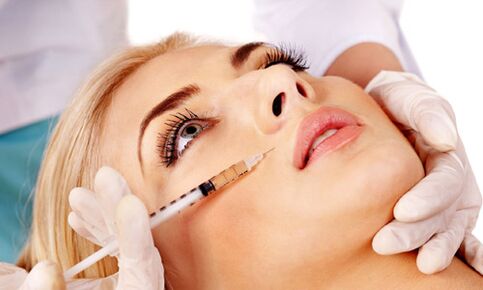 Injection procedures help to rejuvenate and improve skin tone